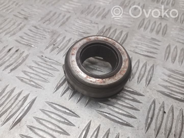 Volkswagen Jetta VI clutch release bearing 02A141165D