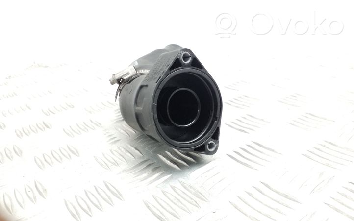 Audi A3 S3 8V Turboahtimen ilmanoton letku 04L145828AD