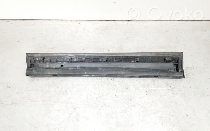 Audi Q3 8U Moulure de porte avant 8U0853960