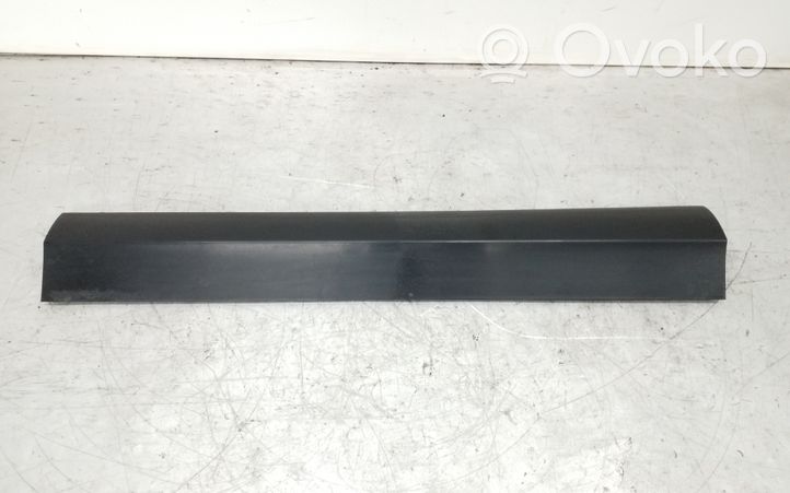 Audi Q3 8U Rivestimento della portiera anteriore (modanatura) 8U0853960