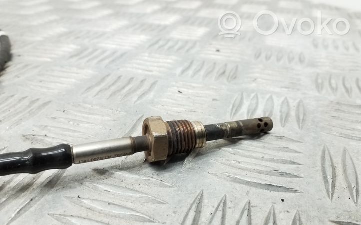 Volkswagen Golf VII Sensore di temperatura dei gas di scarico 04L906088E