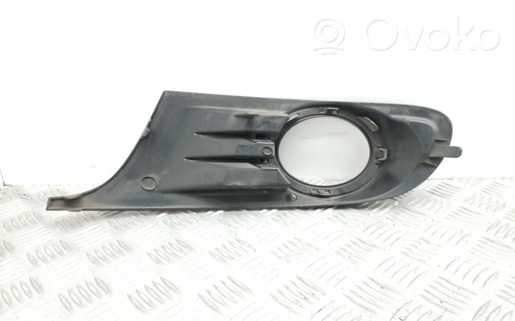 Volkswagen Golf VI Mascherina/griglia fendinebbia anteriore 5K6853666