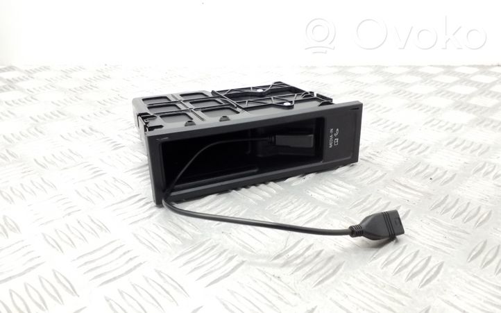 Volkswagen Golf VI Head unit multimedia control 5N0035341D