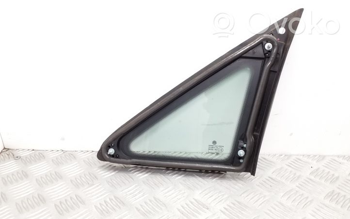 Volkswagen Touran II Front triangle window/glass 1T0845412