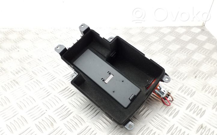 Audi A4 S4 B8 8K Consolle centrale del vano portaoggetti 8K0864981F