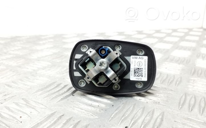 Volkswagen Golf VII Radio antena 5Q0035507A