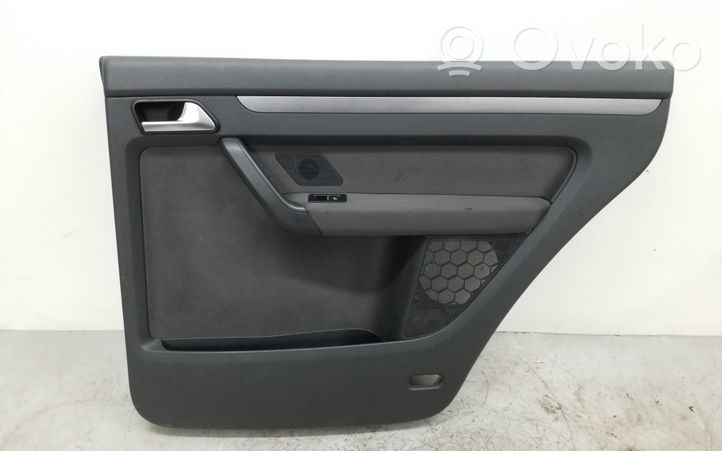 Volkswagen Touran II Garniture panneau de porte arrière 1T0867212