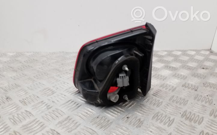 Volkswagen Tiguan Lampy tylnej klapy bagażnika 5N0945093C