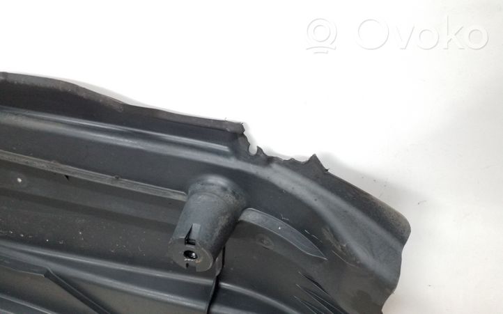 Volkswagen PASSAT B8 Protección inferior lateral 3Q0825202F