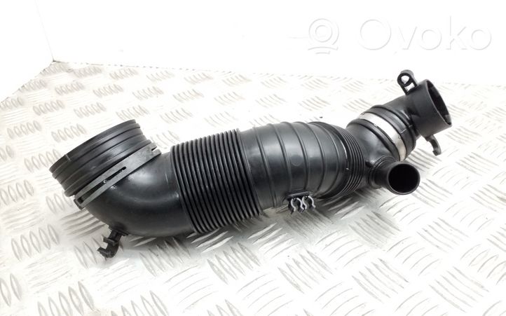 Volkswagen Sharan Turbo air intake inlet pipe/hose 5N0129658