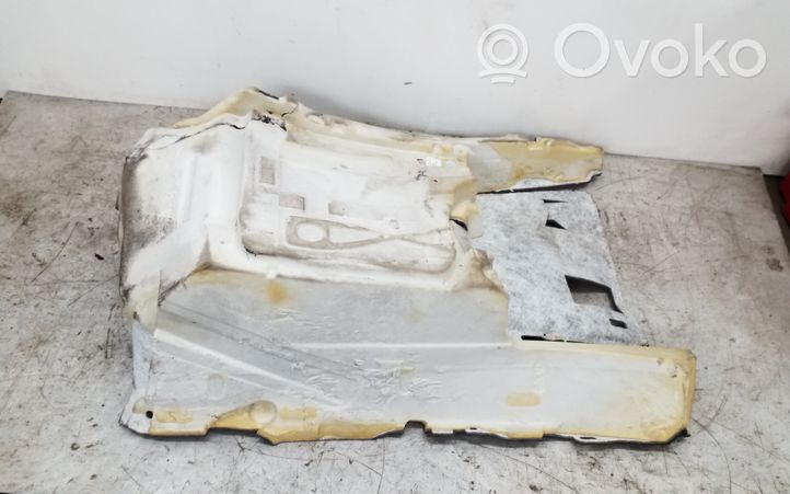 Volkswagen Touareg II Wykładzina podłogowa przednia 7P1863103BA