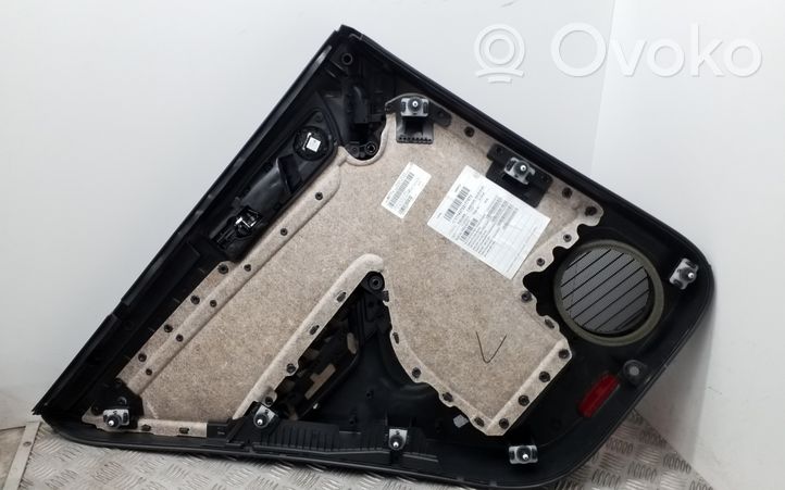 Volkswagen Tiguan Takaoven verhoilu 5N0212000N