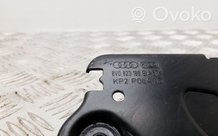 Audi A3 S3 8V Konepellin lukituksen salpahaka 8V0823186B