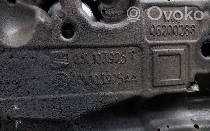 Audi Q3 8U Copri motore (rivestimento) 03L103925T