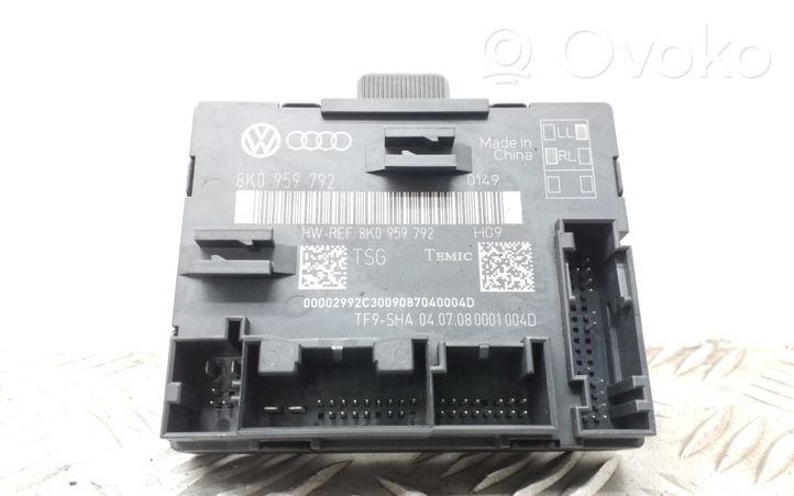 Audi A5 8T 8F Unidad de control/módulo del bloqueo de puertas 8K0959792