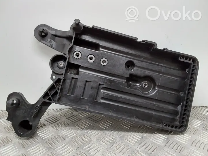 Audi A3 S3 8V Battery tray 5Q0915321G