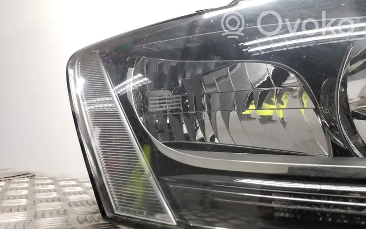 Audi Q5 SQ5 Lampa przednia 8R0941004A