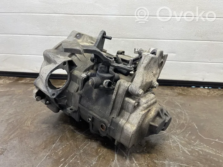 Volkswagen Touran II Manual 6 speed gearbox MAW