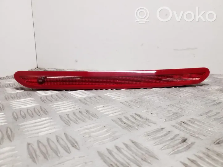 Volkswagen Touran II Luce d’arresto centrale/supplementare 1T0945087