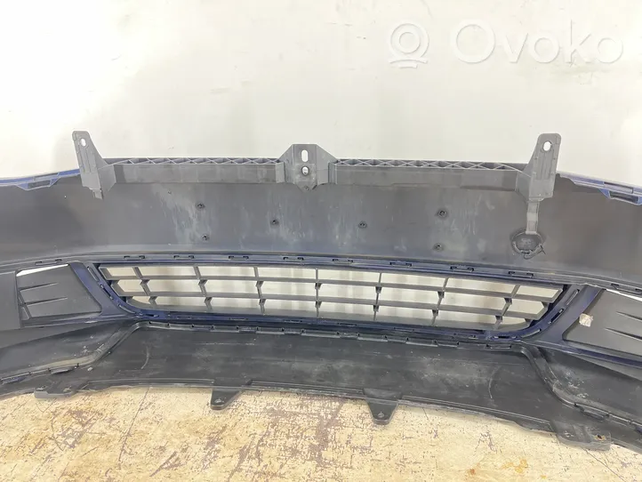 Volkswagen Jetta VI Front bumper 5C6807221B