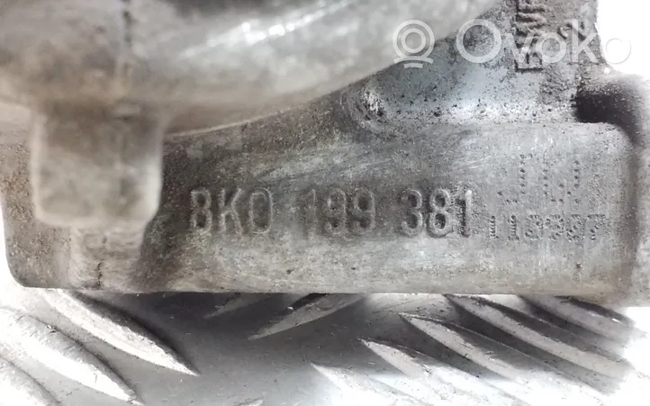 Audi A5 8T 8F Engine mount bracket 8K0199381