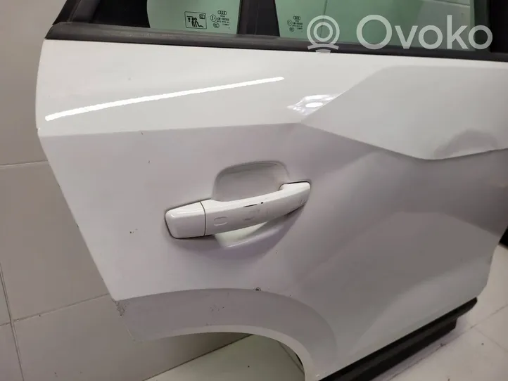 Audi Q2 - Rear door 