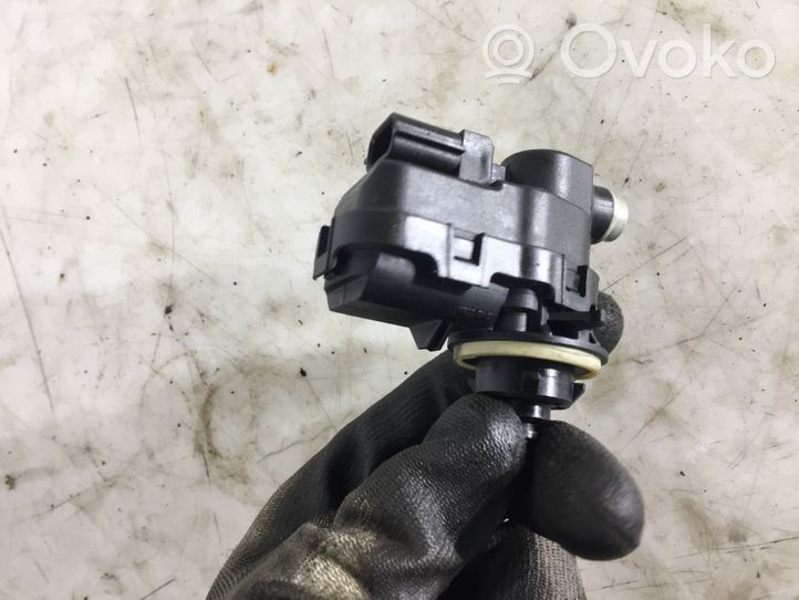 Nissan Qashqai Moteur de réglage du niveau des phares 90013783