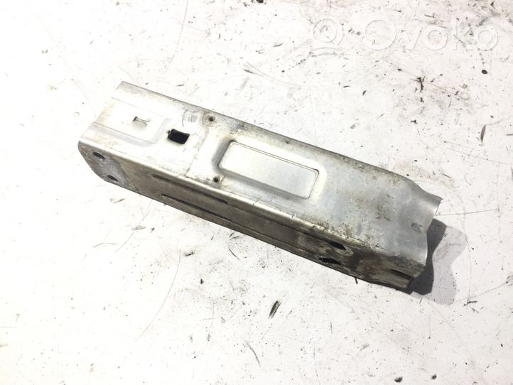 Audi A6 S6 C6 4F Rinforzo del supporto ammortizzatore posteriore 4F0807134