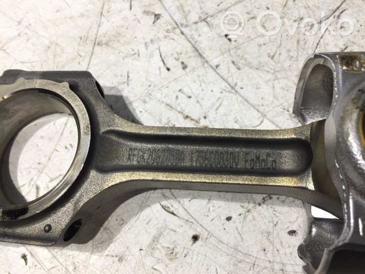 Ford Transit Custom Piston with connecting rod 