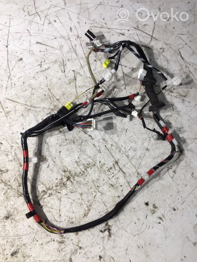 Toyota RAV 4 (XA40) Front door wiring loom 8983133050