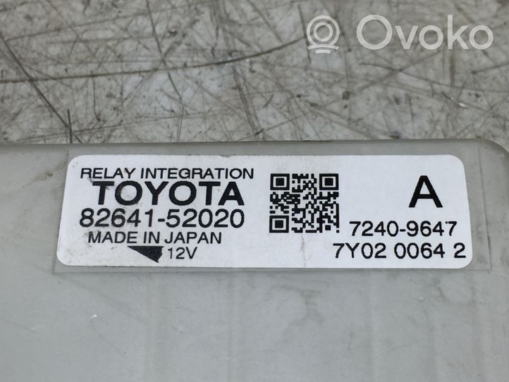 Toyota Yaris Akumuliatoriaus saugiklis (rėlė) 8264152020