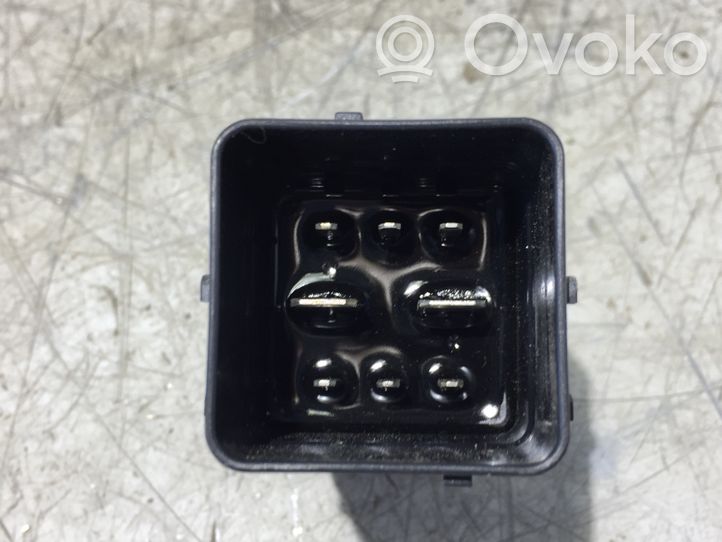 9803299780 Ford Transit Tourneo Connect Glow plug preheat relay, 20.