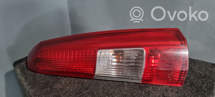 Volvo V70 Luci posteriori 9154494