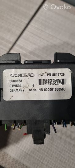 Volvo S80 Saugiklių dėžė (komplektas) 8688153