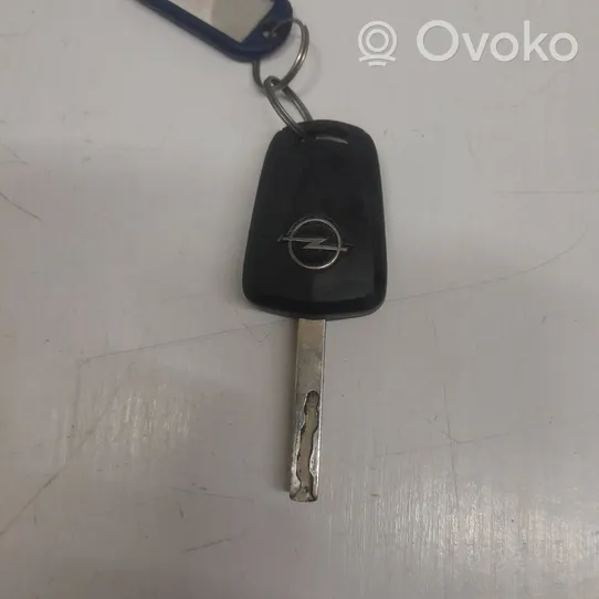 Opel Astra H Ignition key/card 