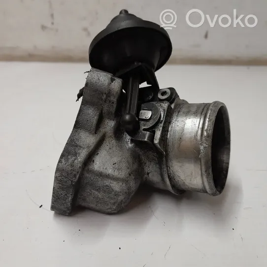 Audi A4 S4 B5 8D EGR-venttiili 8D0145950B