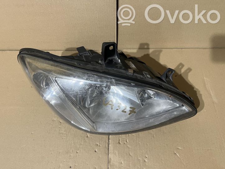 Étoile De Calandre Avant Mercedes Vito/Viano W639 (A63981700167F24) Argent