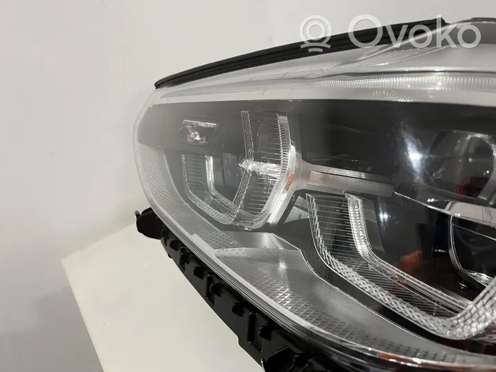 BMW X3 G01 Lampa przednia 8739653-01