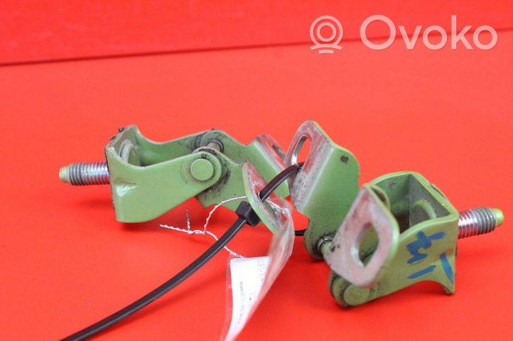 Opel Karl Tailgate/trunk/boot hinge 42361116