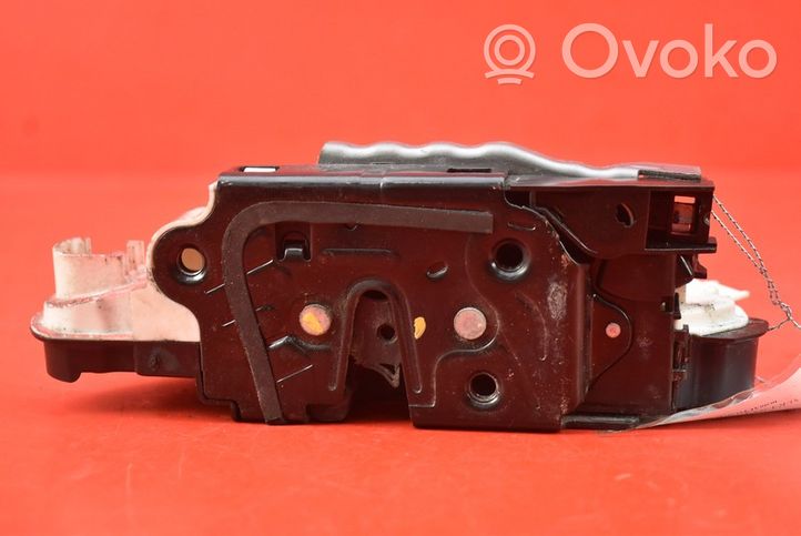 Volkswagen Cross Polo Front door lock 5K2837016D