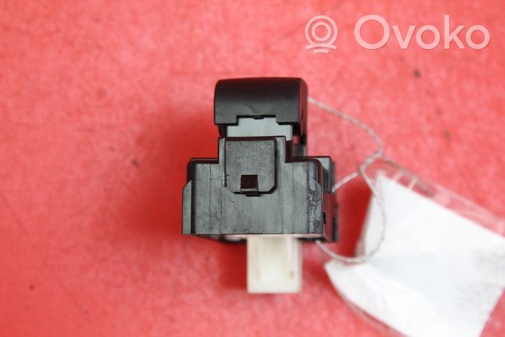 Toyota Corolla E10 Electric window control switch 192801