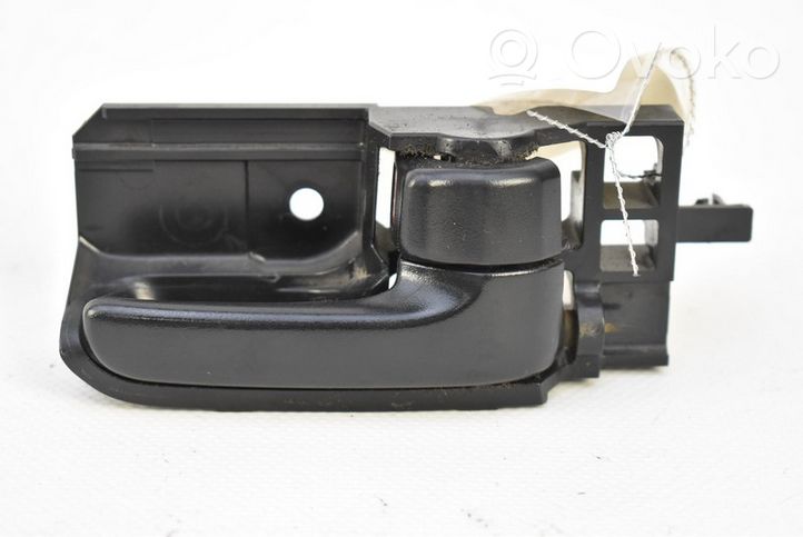 Pontiac Vibe Maniglia interna per portiera anteriore 69273-02020