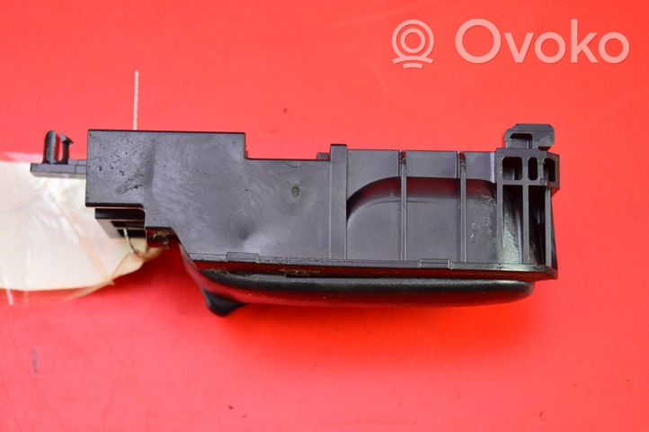 Pontiac Vibe Maniglia interna per portiera anteriore 69273-02020