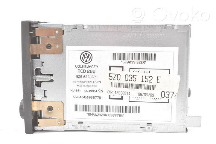 Volkswagen Fox Panel / Radioodtwarzacz CD/DVD/GPS 5Z0035152E