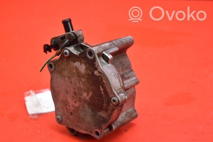 Skoda Octavia Mk2 (1Z) Vakuumo pompa 06J145100B