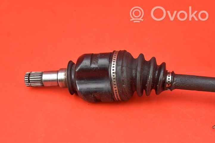 Toyota Avensis T220 Front driveshaft TOYOTA