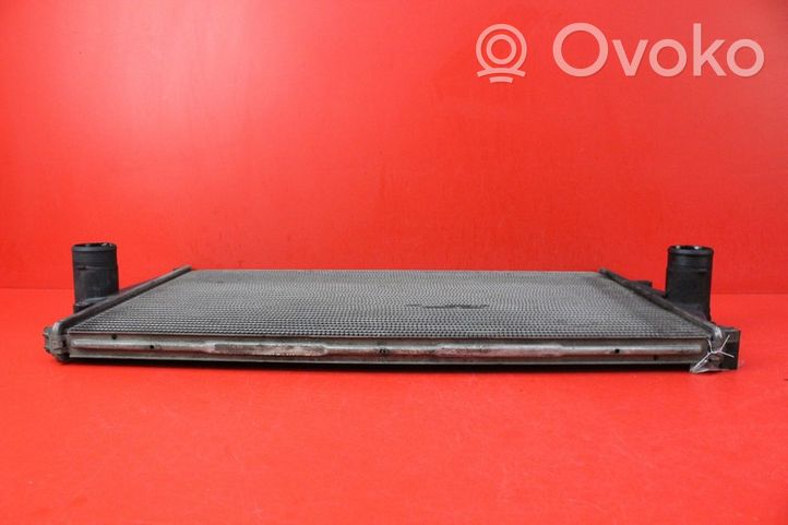 Volvo V70 Chłodnica powietrza doładowującego / Intercooler 8649471