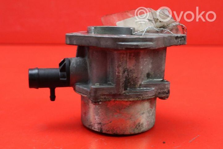 Renault Megane III Vacuum pump RENAULT