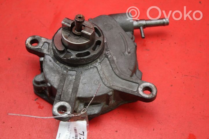 Toyota Avensis Verso Vacuum pump 