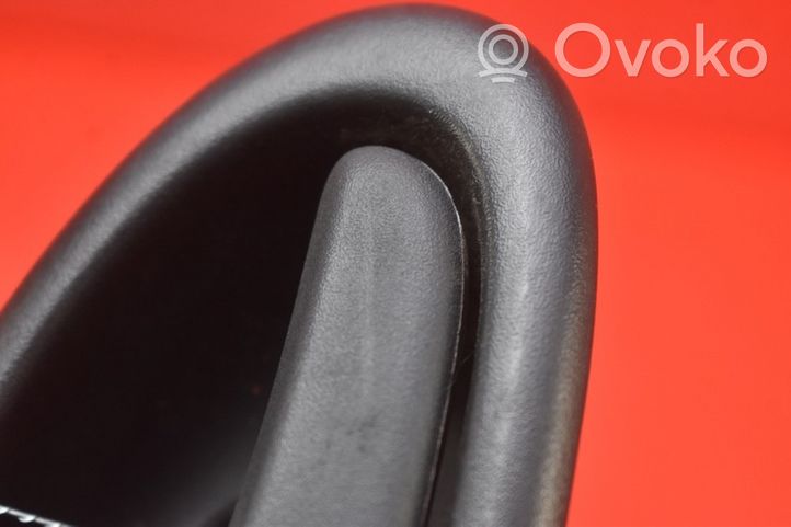 Opel Vivaro Front door interior handle 7700428887